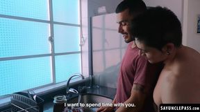 Alberto Chimal lets Cain Gomez fuck him while James VIP is away