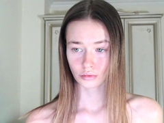 Brunette Solo Webcam Masturbation