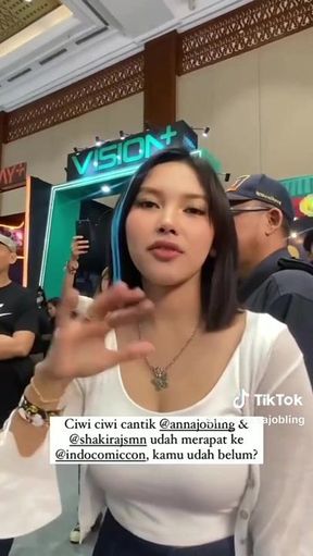 ANNA JOBLING (Artis Malaysia)(4K) - Uncategorized