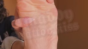 Foot massage + toe wiggling ðŸ’—