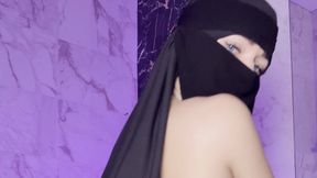 Social Media Creator @AnnaaLittle @Teasing & #Hijab #Nude #Sexy #Solo #Big Ass movie free video | Tik.Porn
