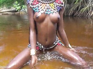 Zulu tribe gal with awesome ideal boobs
