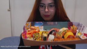 Eating sushi - Feederism