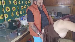 Quickie Kitchen Fuck