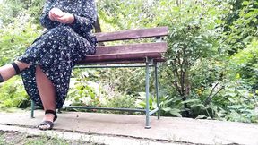 Handjob outdoors in the park with my mother-in-law turned into a magnificent powerful cumshot