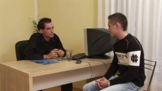 Thủ dâm, xuất tinh, quan hệ tay ba, xuất tinh lên mặt, tiếng Séc – các chàng trai bị quan hệ tình dục qua hậu môn