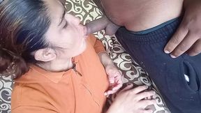 Sucking the taxi driver's cock