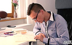 Lola b, climbing to climax