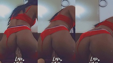 Pamzinha cavalgando gostoso