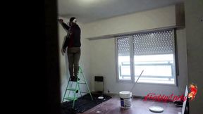 Argentine MILF lures worker during shift &mdash;  leads to intense no-protection sex