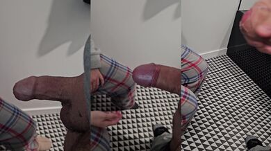 Norwegian amateur milf deepthroats huge veiny uncut cock fast and messy cum in mouth