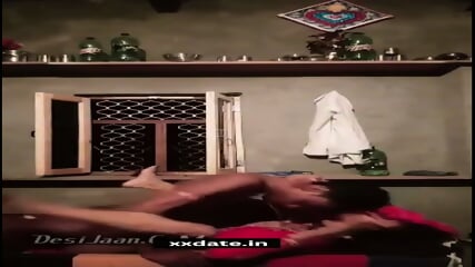 Bihar village boy solid fuck bhabhi in midnight porn xxx video.