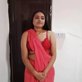 Sexy Indian House Maid Helped Her Owner to Relief the Body Pain Doing Sex