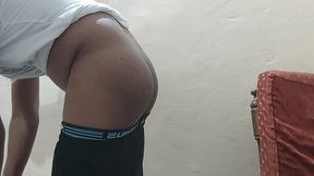 A desi lungi boy's hot dick made masturbation video by shaking his big dick..