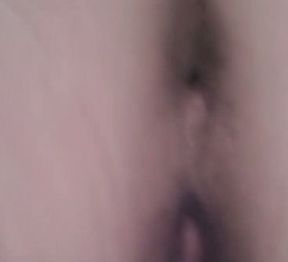 Dude films white booty and pussy very closeup in the toilet room