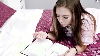 Fucking My Cute Step Daughter While She Studys for a Test - Bailey Base