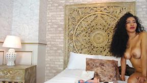 Lia Davs Private Show