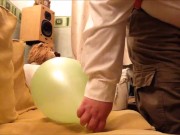balloon squishin