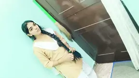 Virgin college girl tries big cock for the first time