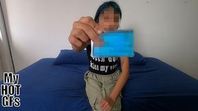 hermosa jovencita de cabello azul pasa casting porno.