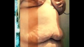 Dirty girl Curvymetalhead takes a shower