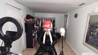 Kigurumi in powerful protection breathplay rebeathing air from their suit