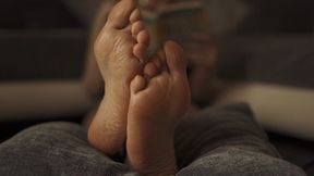 ignore feet worship