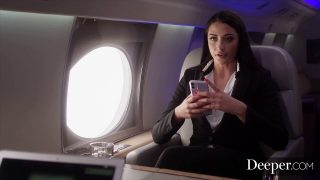 Durva szex, puncinyalás &#8211; kemény anális szex nagy mellekhez, Angela White és Avi Love