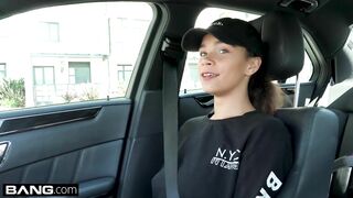 Teen Mom Raven Redmond gets Massage with happy ending