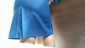 Curvy mature woman - video from a shopping mall fitting room