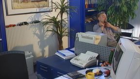 Blonde Bombshell Deepthroats Massive Cock Hungrily