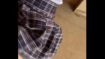 Amor me haces tan feliz! Colegiala cristiana 18 a&ntilde_itos es follada por su novio en su uniforme escolar video casero real amateur