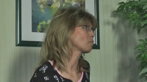 Spexy German milf gets powerful fucked on her side
