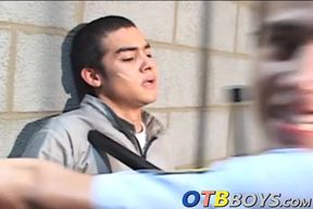 Sexy hunk David Contreras loves being a little prison bitch