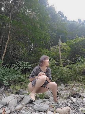 Outdoor Exposure and Outdoor Peeing