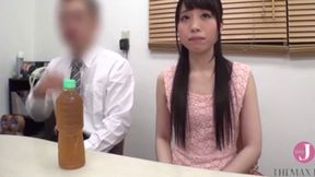 The first time in the life of an active voice actor! Raw vaginal cum shot SEX close