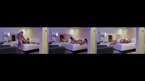 chegamos no motel e eu comecei a comer a esposa novata na frente do marido – primeira vez dela