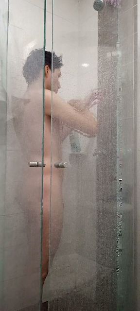 Big Dick Ducha Gym Hairy Bush Jerking off Cum in Mirror