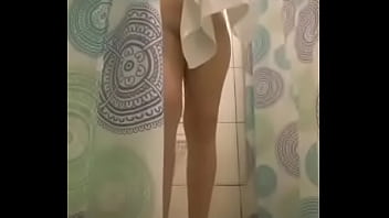 Stepdad film stepdaughter in shower