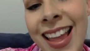 Hot Pornstar On Webcam