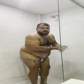 Shower and Toys