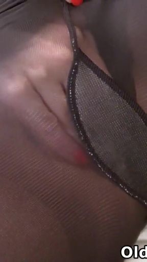 American milf Mary Wana strips off in her bedroom and pushes a dildo up her craving cunt   Clip 3