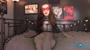InvisiMILF Chapter 5: Pussy Smothering Scissorhold