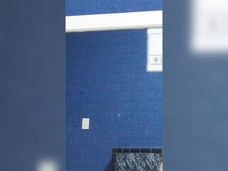 Se coje sola la secretaria