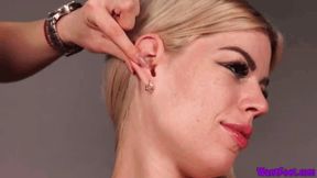 Kyra Gives me an Ear Massage - HD MP4