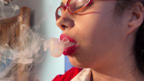 Smioking and Lip Fetish