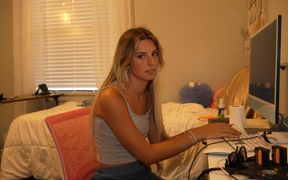 18 Year Old College Slut Gets Her Face Covered in Cum!!