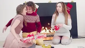 Yasmin Scott And Elena Koshka - The Spirit Of Giving