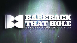 Pesta seks tanpa lengan yang kasar: kancing tatu tekak dalam zakar besar, menghirup dan menjilat, berakhir dengan pancutan air mani yang meletup