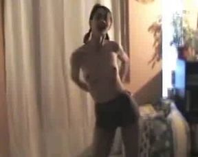 Esposa bailando en video casero amateur